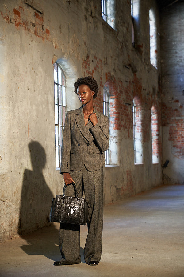 Pantalon gris à rayures – MEES